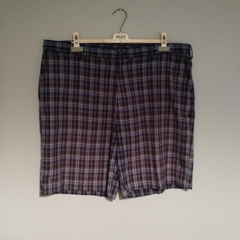 Izod men's short Size 42